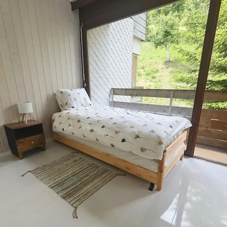 Stunning Alpine Views 3 Bedroom *